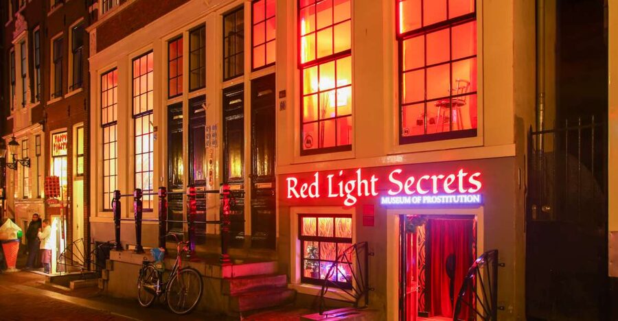 Amsterdam: Red Light Secrets Museum Entry Ticket - Crowds, sound, and comfort
