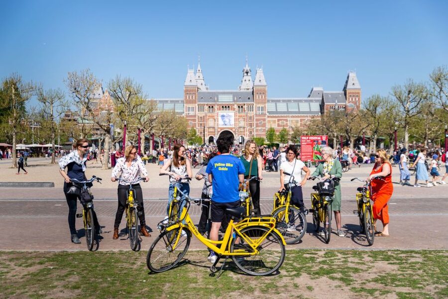 Amsterdam: Relaxed City Highlights Guided Bike Tour - Amsterdam’s highlights in one relaxed ride
