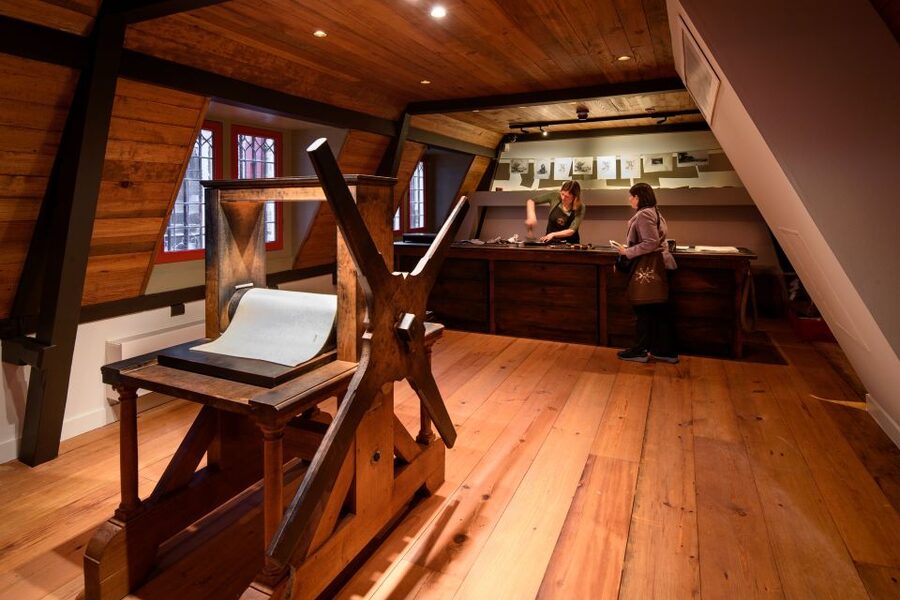 Amsterdam: Rembrandt House Museum Entrance Ticket - Expect stairs, compact rooms, and an unhurried pace