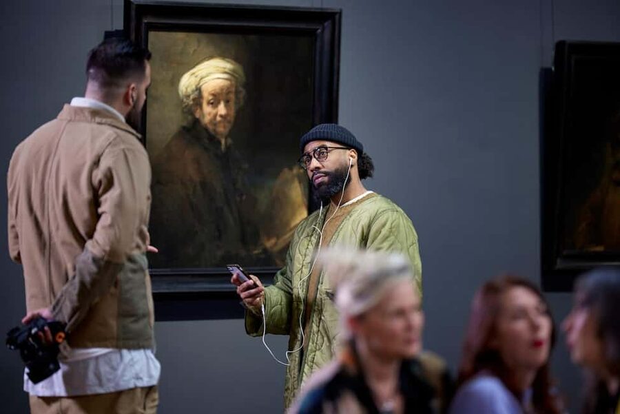 Amsterdam: Rijksmuseum Entry Ticket - Crowds, comfort, and access