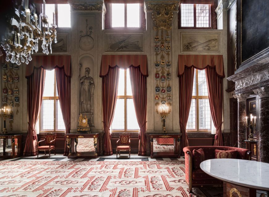 Amsterdam: Royal Palace Entry Ticket and Audio Guide - The audio guide shapes the whole visit