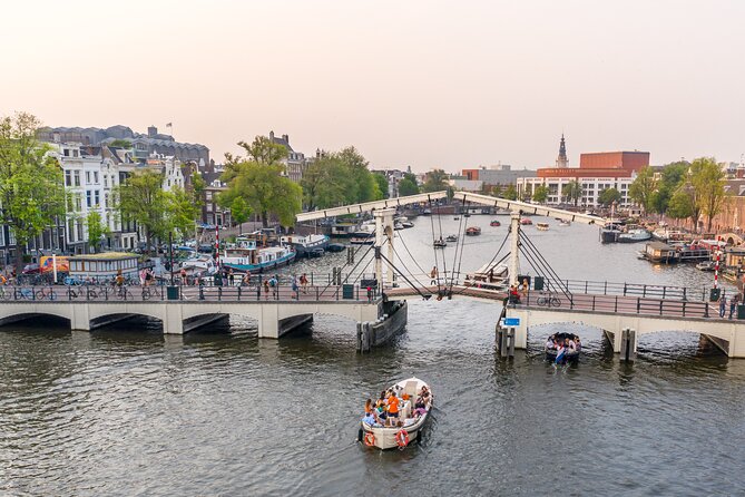 Amsterdam: Saloon Boat Cruise + Unlimited Drinks & Bite option - The three great canal belts