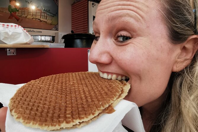 Amsterdam: Self-Guided Food Tour in De Pijp Neighbourhood - Israeli deli flavors in a neighborhood setting
