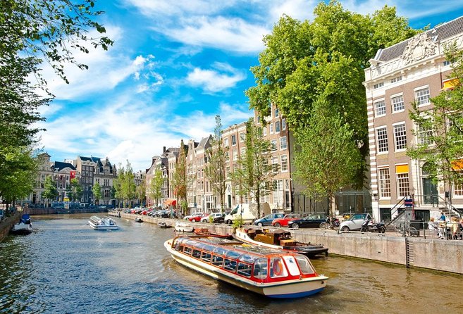 Amsterdam Small-Group Canal Cruise Including Snacks and Drinks - Key points at a glance