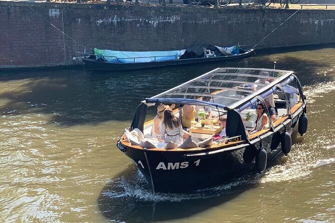 Amsterdam Small-Group Canal Cruise Including Snacks and Drinks - Setting out from Keizersgracht 401