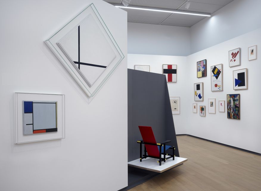 Amsterdam: Stedelijk Museum and 1-Hour Canal Cruise - Choosing a departure point and time