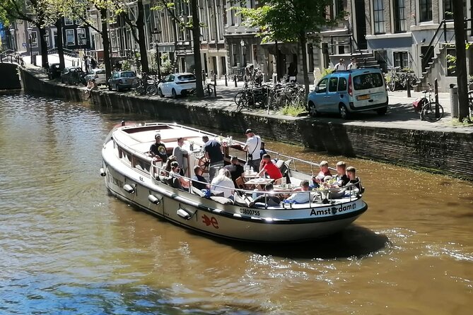 Amsterdam The Bulldog Boat Smoke Friendly Cruise + 2 drinks - Is $36.30 good value?
