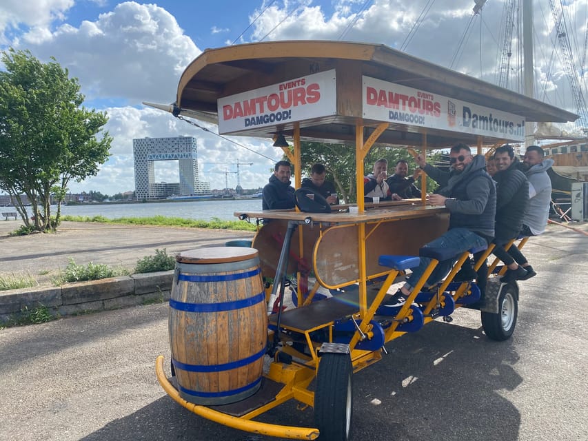 Amsterdam: The Original BUBBLES & BIKE Private Prosecco Tour - The first minutes: bottles, seats, and your playlist