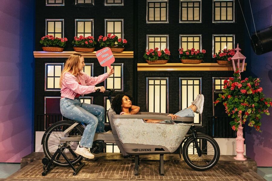 Amsterdam: The Upside Down Museum Entrance Ticket - Dutch ice baths, upside down metro cars, and optical tricks