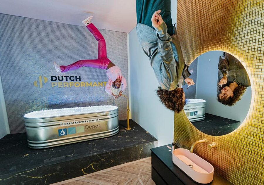 Amsterdam: The Upside Down & The All Out Combination Ticket - Starting at Europaboulevard 5