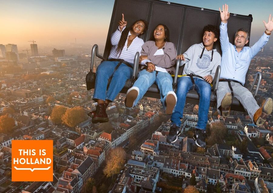 Amsterdam: This is Holland 5D Flight Experience Entry Ticket - Crossing the IJ from Amsterdam Central Station