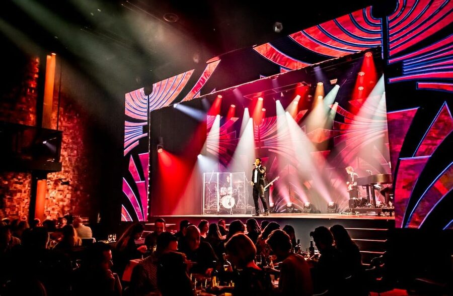 Amsterdam: VEGAS Dinner Show with 3-Course Sharing Menu - Is $169 per person good value?
