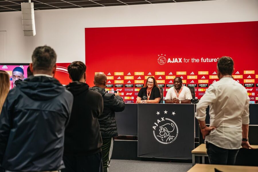 Amsterdam: VIP Johan Cruijff ArenA Tour with Drink and Scarf - Key points to know before you book