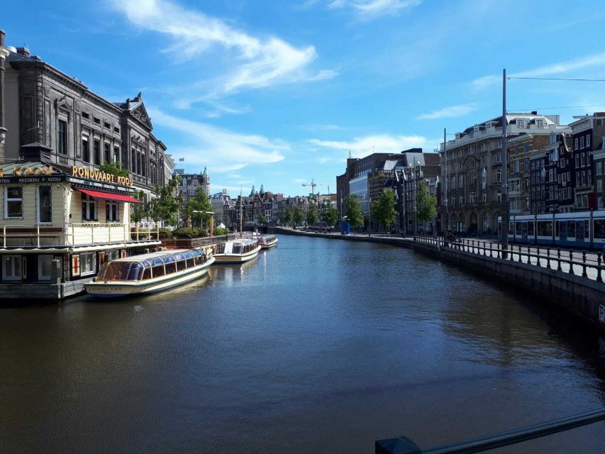 Amsterdam Walking Tour and Canal Cruise - What the guides do best