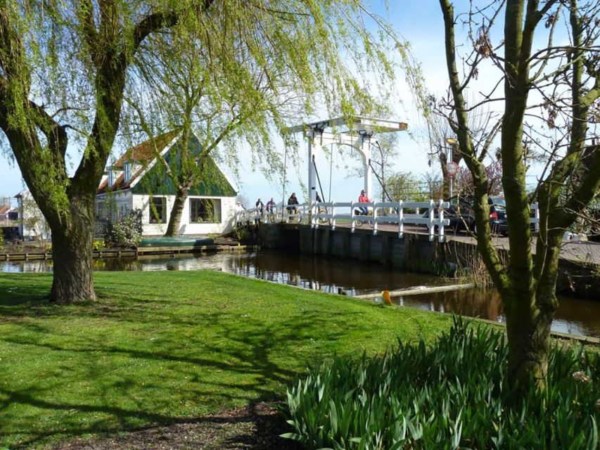 Amsterdam: Waterland District Countryside Villages Bike Tour - Durgerdam and the return across the water