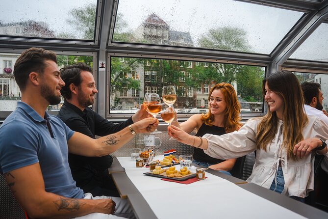 Amsterdam Wine and Cheese Evening Cruise - Commentary can make or break the experience
