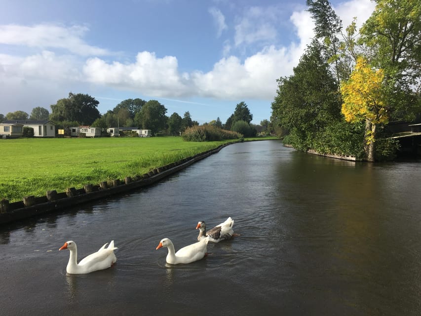 Amsterdam: Zaanse Schans and Giethoorn Day Trip with Cruise - Practical ways to get more from the day