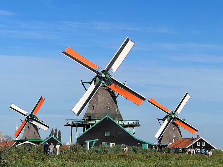 Amsterdam: Zaanse Schans and Giethoorn Guided Combo Tour - Key points at a glance