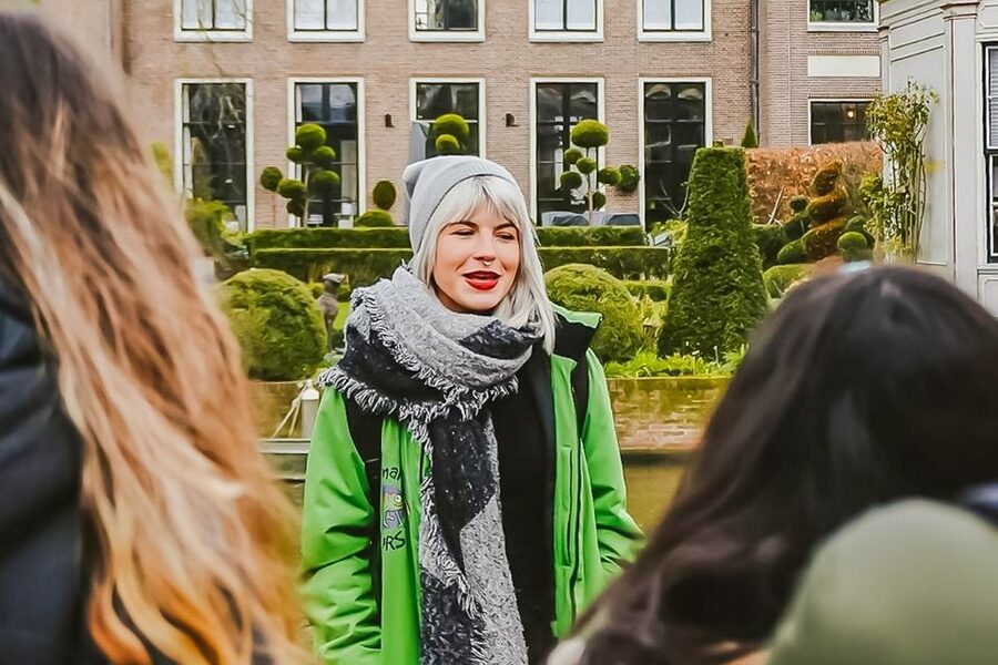 Amsterdam: Zaanse Schans, Edam, Volendam & Marken Bus Tour - Who should book this North Holland day trip?