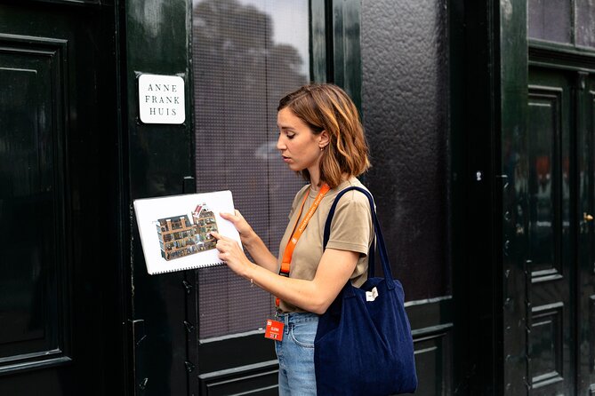 Anne Frank and Jewish Quarter Amsterdam Private Walking Tour - Dam Square and the National Monument