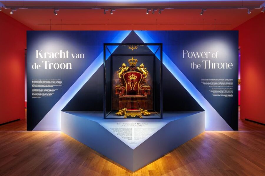 Apeldoorn: Het Loo Palace Entry Ticket - Why Het Loo feels different from a standard palace visit