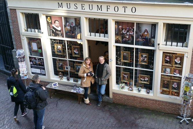 Become a Dutch Art Piece Photo Shoot in Amsterdam - Who will enjoy this most?