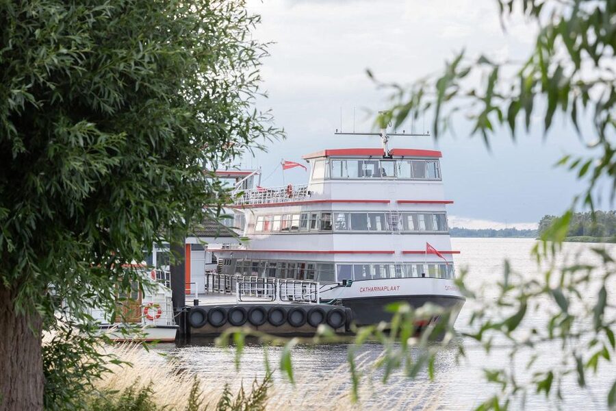 Biesbosch: Boat Cruise through National Park - How this compares with exploring on foot