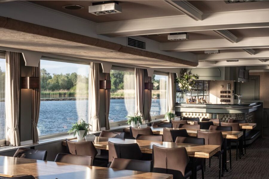 Biesbosch: Boat Cruise through National Park - Leaving Drimmelen for Biesbosch National Park