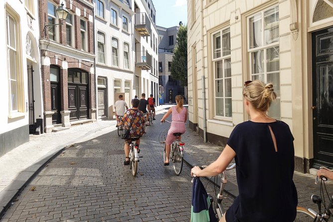Breda Highlight Bike Tour - Castle Breda and the Spanish struggle