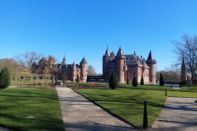 Castle De Haar Small-Group Tour from Amsterdam - Lunch, photographs, and free time