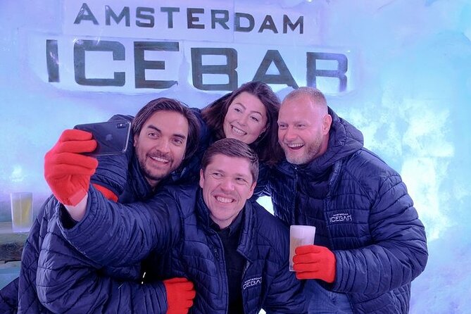 Combo Ticket: Xtracold Icebar Amsterdam and 1-Hour Canal Cruise - What the $44.45 price really buys you