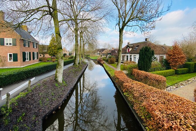 Day Tour Giethoorn, Afsluitdijk and Zaanse Schans with Boat Cruise - Who will enjoy this day most
