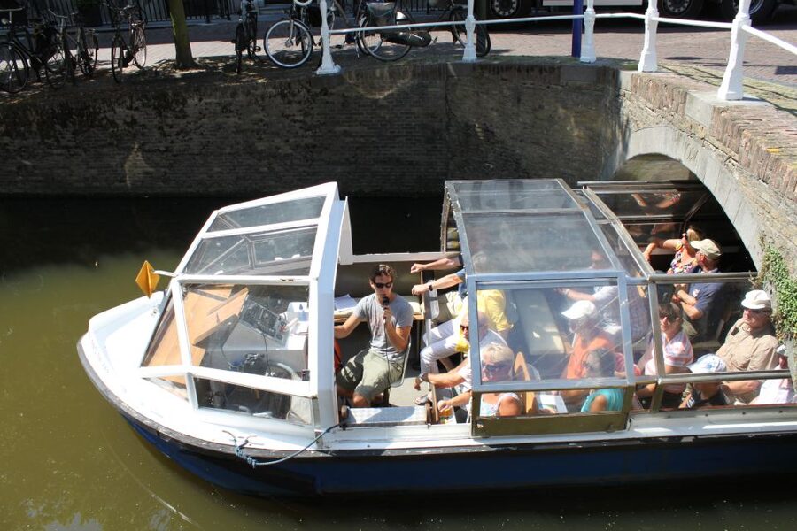 Delft: Canal Cruise with Guided Commentary - Why Delft looks different from the water