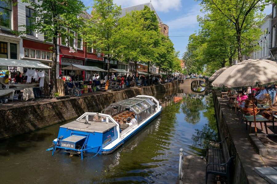 Delft: Canal Cruise with Guided Commentary - Is 45 minutes enough?