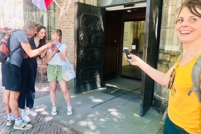 Discover Amsterdam's city center in this Outside Escape game tour - Munttoren and the sound of the city center