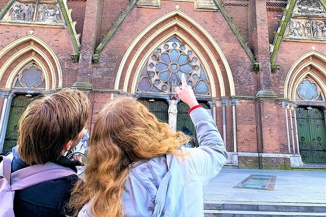 Discover Maastricht with a self-guided Outside Escape city game - De Bisschopsmolen in the Jekerkwartier
