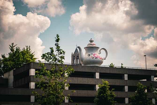 Discover Our Utrecht: Limited Group Size & Optional Extras - Tolsteegbarrière, a short break with a local feel