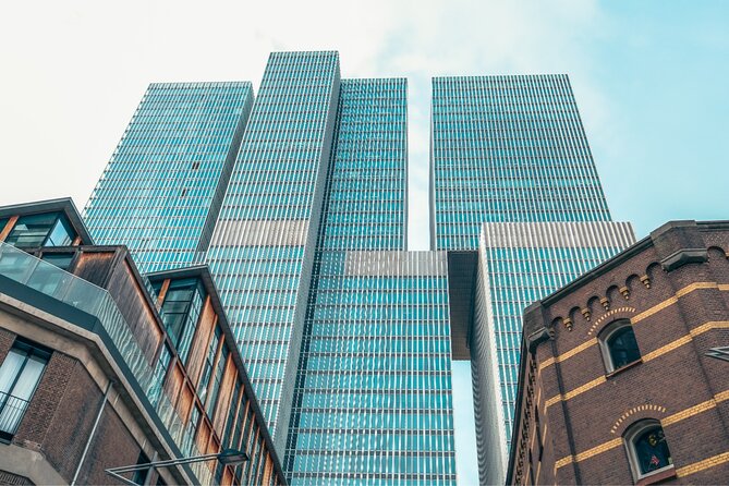 Discover Rotterdam: Classic Highlights Bike Tour with a Local - Cube Houses and Markthal