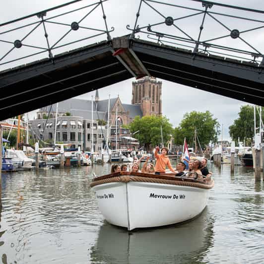 Dordrecht: City Canal Cruise - Key things to know before boarding