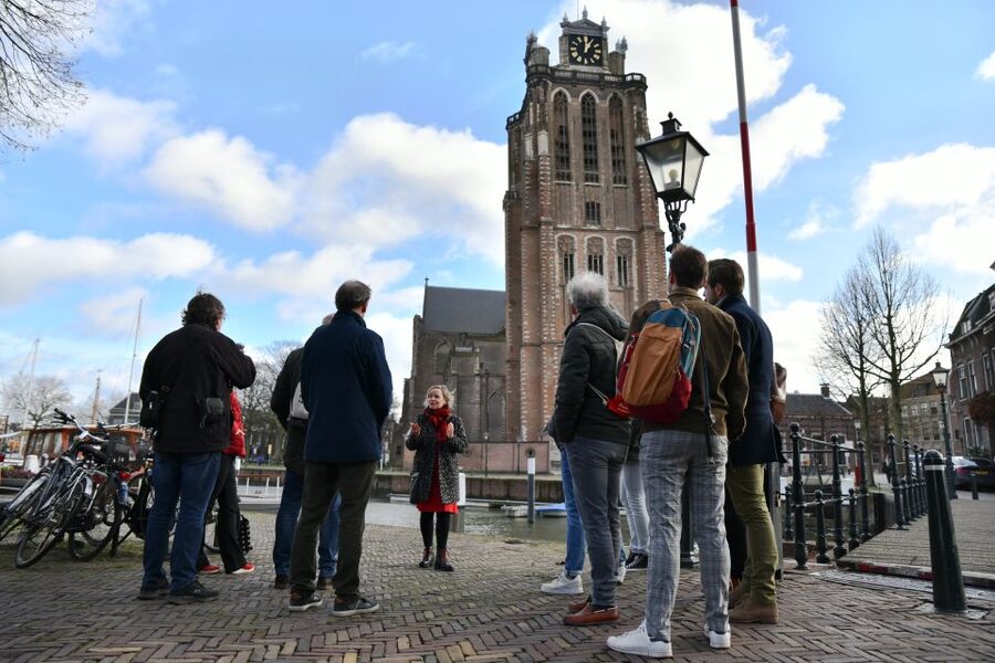 Dordrecht: City Walking Tour with Boat Ride - Small practical tips for a better outing