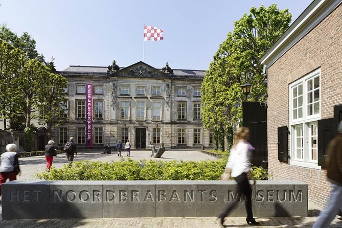 e-Scavenger hunt Den Bosch: Explore the city at your own pace - Het Noordbrabants Museum and Sint-Janskathedraal