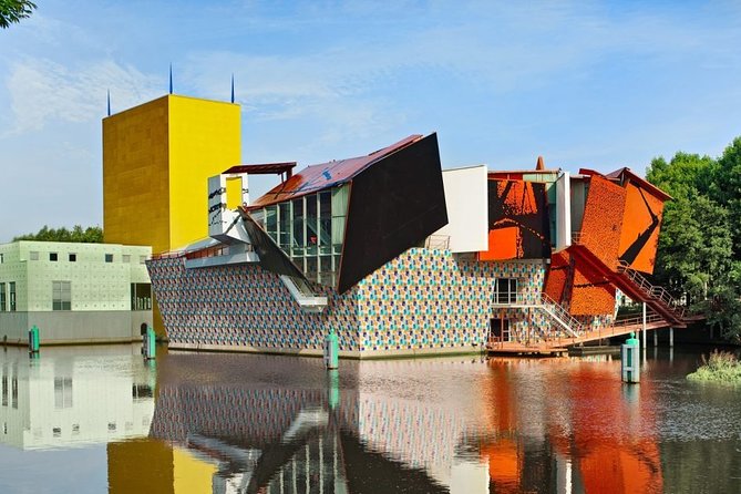 e-Scavenger hunt Groningen: Explore the city at your own pace - Starting at Stationsweg 10