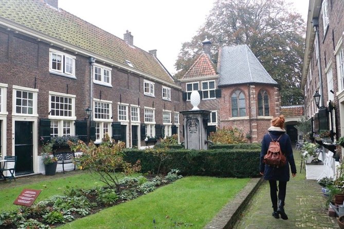 e-Scavenger hunt Leiden: Explore the city at your own pace - A city walk with a scoreboard