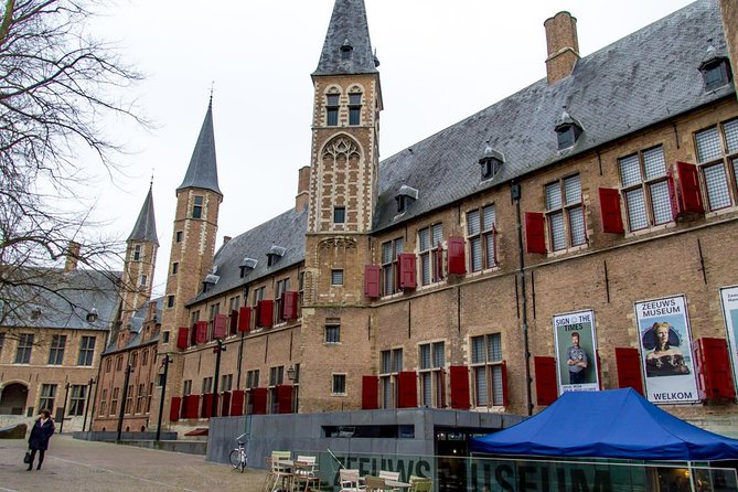 e-Scavenger hunt Middelburg: Explore the city at your own pace - Middelburg itself as a playable stop