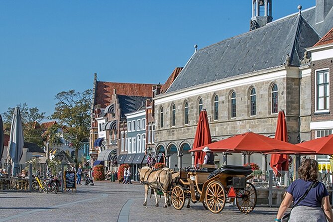 e-Scavenger hunt Zierikzee: Explore the city at your own pace - The old town hall and Zierikzee Museum