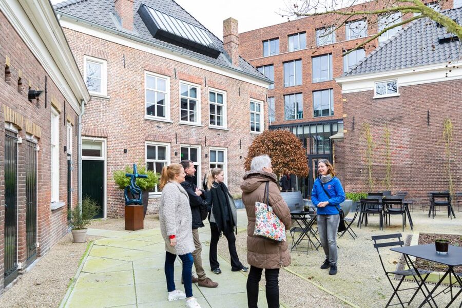 Eindhoven: City Center Walking Tour - Price, Group Choices, And Access