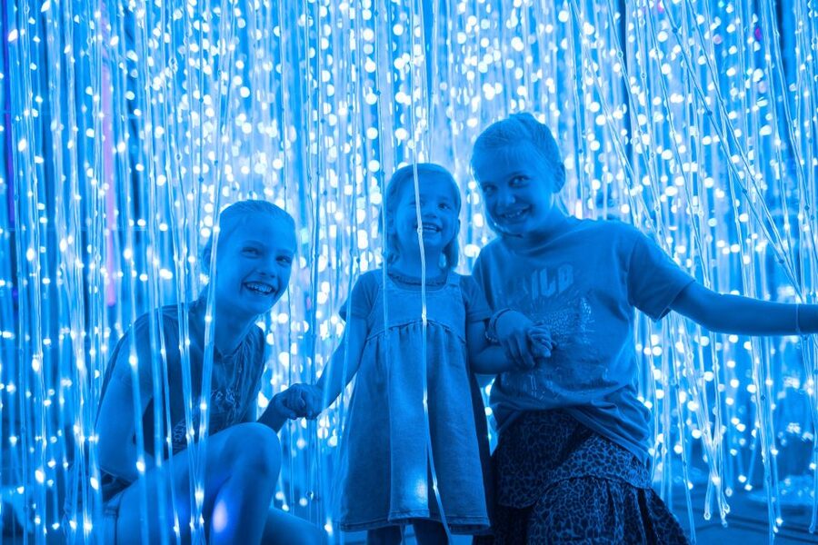 Eindhoven: Motion Experience Light Art Playground Ticket - How to plan Motion into an Eindhoven day
