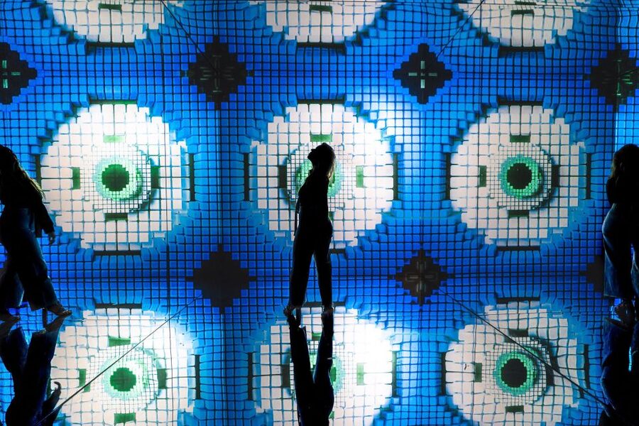 Eindhoven: Motion Experience Light Art Playground Ticket - Who will enjoy Motion most