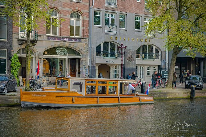Exclusive Cruise! 90 min - 12 guests max - Book Leemstar! - Drinks, Dutch bites, and an easygoing pace
