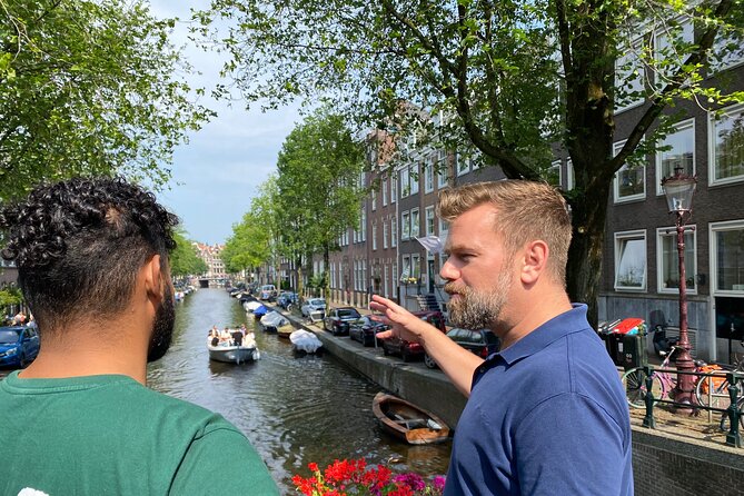 Explore hidden streets with friends - Finding the Jordaan’s quieter corners